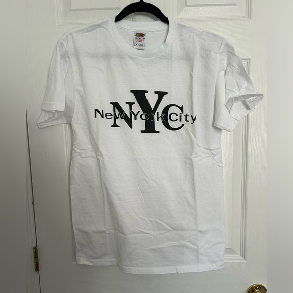 Vintage NYC T-Shirt - Picture 1 of 3